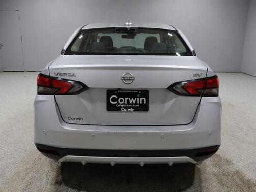 2023 Nissan Versa 1.6 SV