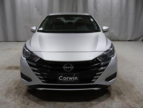 2023 Nissan Versa 1.6 SV