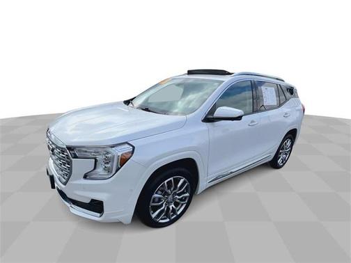 2023 GMC Terrain Denali