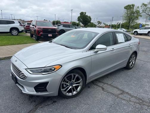 2019 Ford Fusion SEL