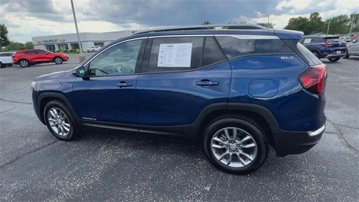 2022 GMC Terrain SLT