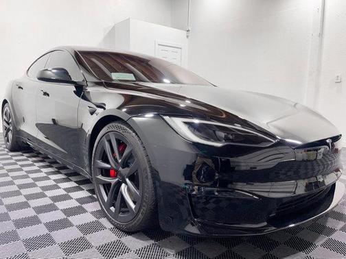 2023 Tesla Model S Plaid
