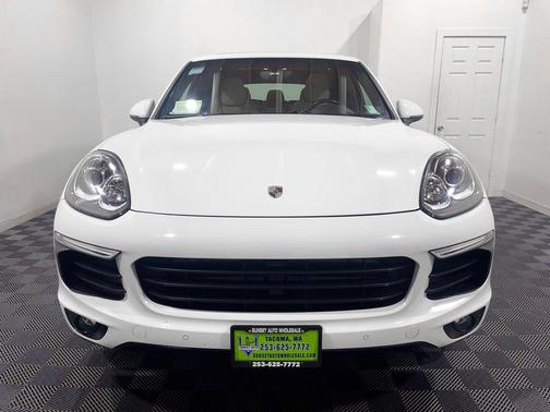 2016 Porsche Cayenne Cayenne