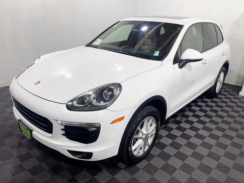 2016 Porsche Cayenne Cayenne