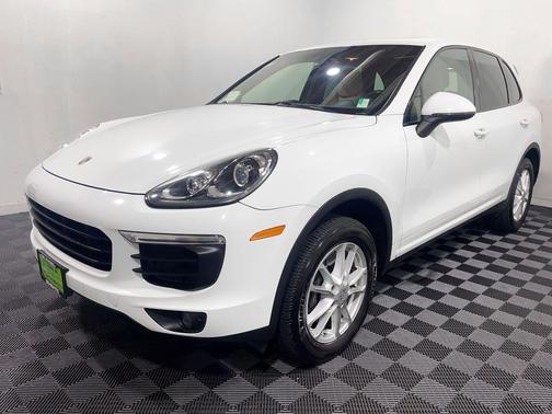 2016 Porsche Cayenne Cayenne