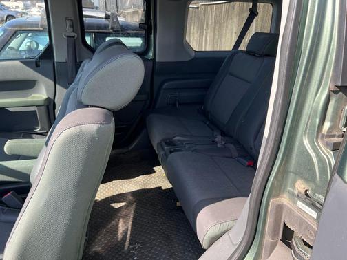 Green 2004 Honda Element EX