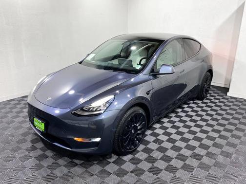 2021 Tesla Model Y Long Range Dual Motor All-Wheel Drive