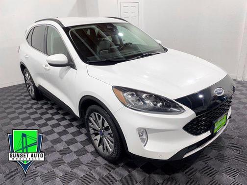 2021 Ford Escape Titanium