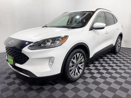 2021 Ford Escape Titanium