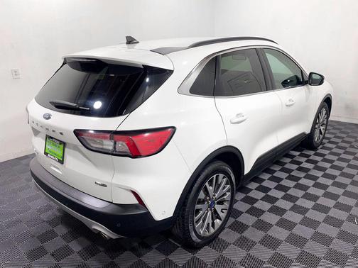 2021 Ford Escape Titanium