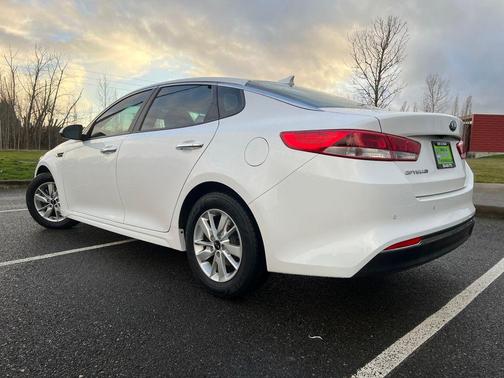 2018 Kia Optima LX