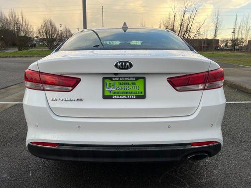 2018 Kia Optima LX