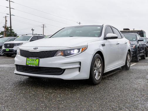2018 Kia Optima LX