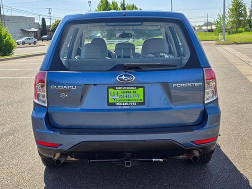 Newport Blue Pearl 2009 Subaru Forester 2.5 X