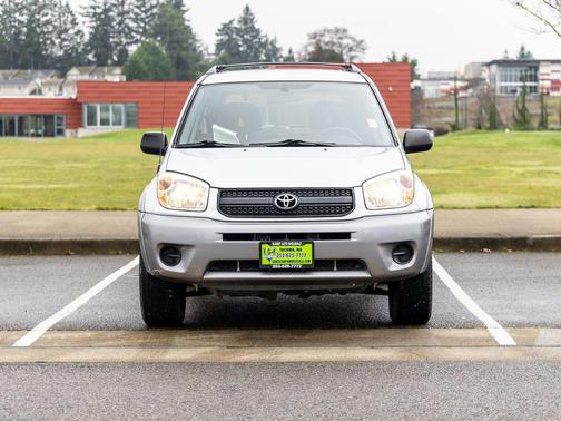 2005 Toyota RAV4 Base