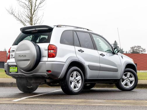2005 Toyota RAV4 Base