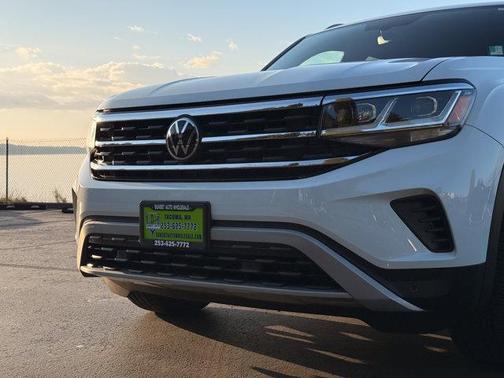 2020 Volkswagen Atlas Cross Sport 2.0T SE w/Technology 4MOTION