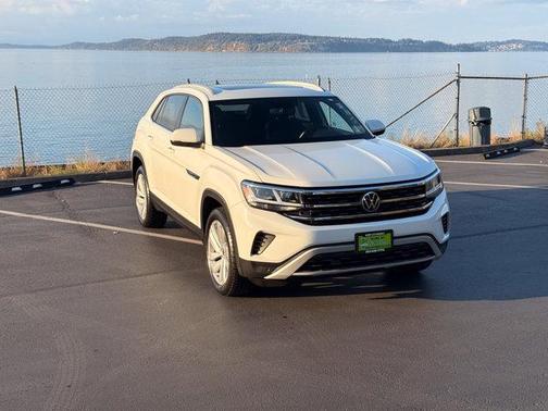 2020 Volkswagen Atlas Cross Sport 2.0T SE w/Technology 4MOTION