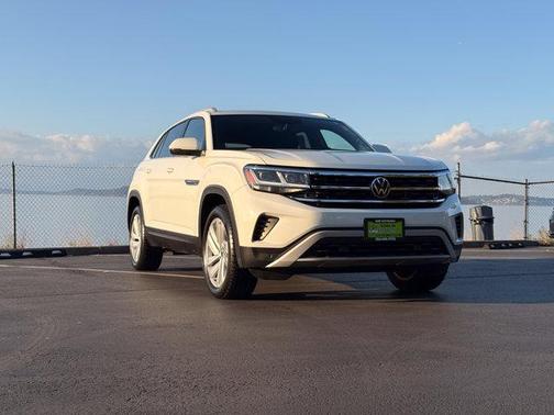 2020 Volkswagen Atlas Cross Sport 2.0T SE w/Technology 4MOTION