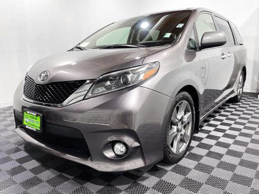 2017 Toyota Sienna SE