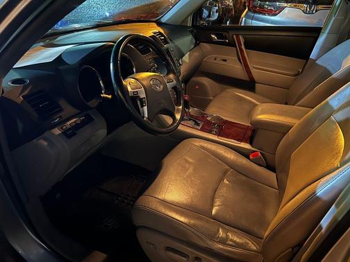 2011 Toyota Highlander Limited