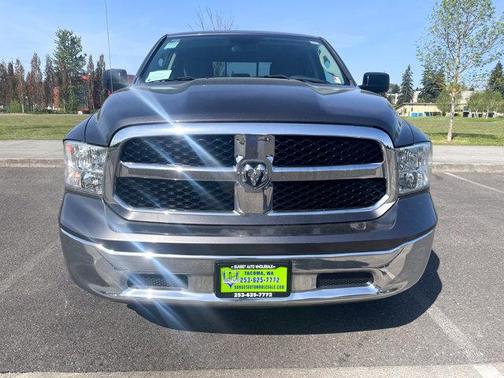 2017 RAM 1500 SLT