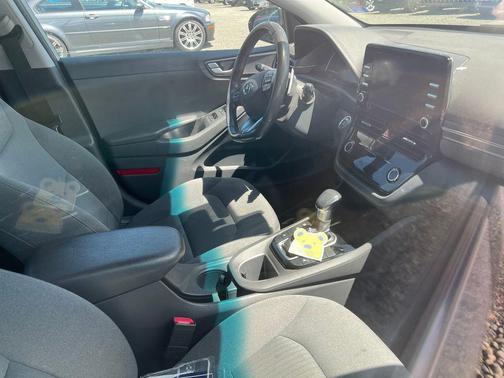 Stellar Silver 2022 Hyundai IONIQ Hybrid SE
