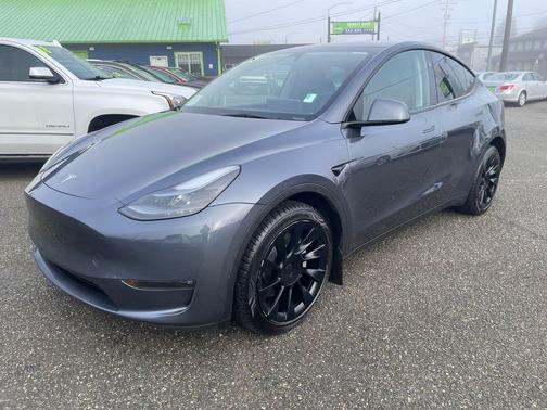 2023 Tesla Model Y Long Range Dual Motor All-Wheel Drive