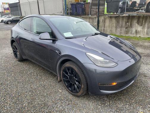 2023 Tesla Model Y Long Range Dual Motor All-Wheel Drive