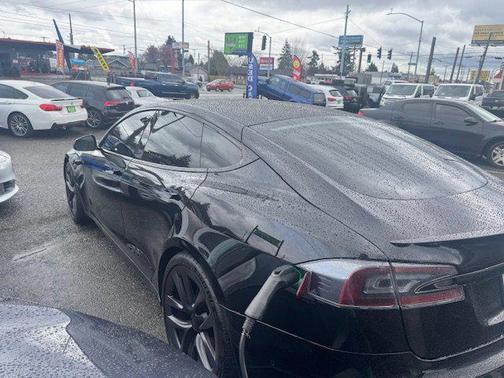 2022 Tesla Model S Plaid