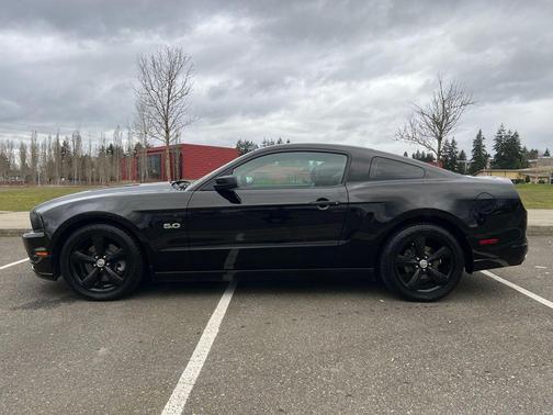 2013 Ford Mustang GT Premium