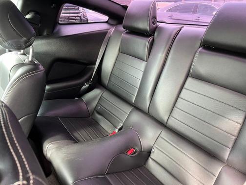 2013 Ford Mustang GT Premium