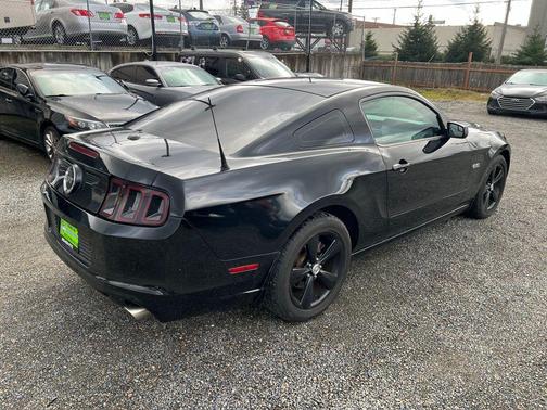 2013 Ford Mustang GT Premium