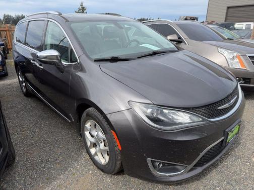 Granite Crystal Metallic Clearcoat 2020 Chrysler Pacifica Limited