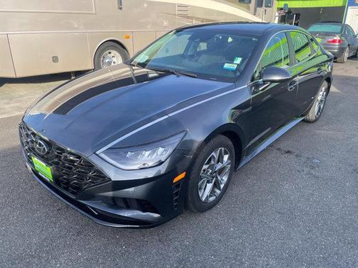 2022 Hyundai SONATA SEL