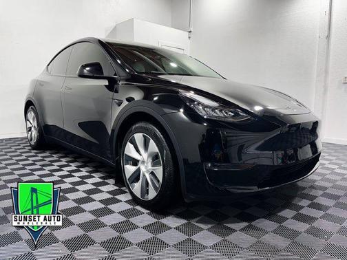 2021 Tesla Model Y Long Range Dual Motor All-Wheel Drive
