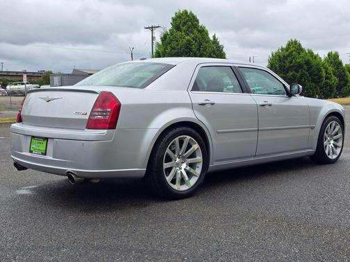 Bright Silver Metallic 2006 Chrysler 300 SRT8
