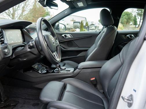 2022 BMW 228 Gran Coupe i xDrive