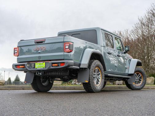 2025 Jeep Gladiator Mojave X