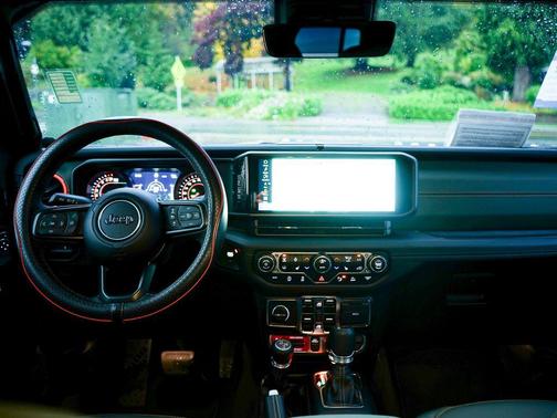 2025 Jeep Gladiator Mojave X