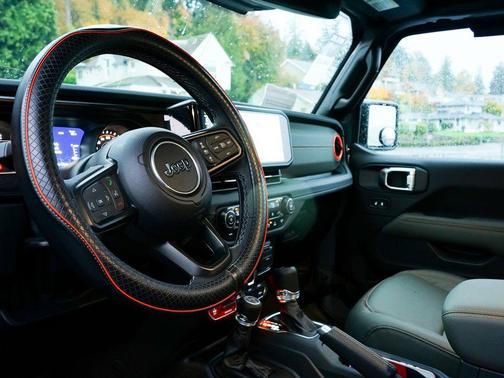 2025 Jeep Gladiator Mojave X