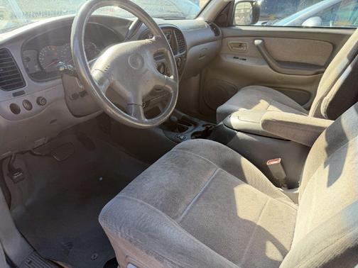 Silver Sky Metallic 2002 Toyota Sequoia SR5