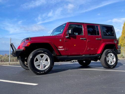 2012 Jeep Wrangler Unlimited Sahara