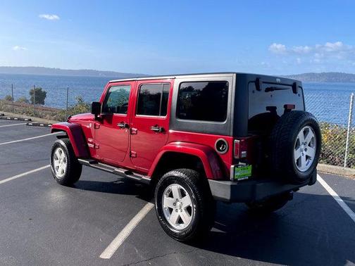 2012 Jeep Wrangler Unlimited Sahara