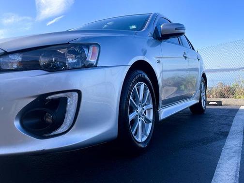 2016 Mitsubishi Lancer ES