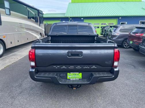 2022 Toyota Tacoma SR