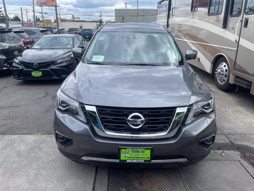 2019 Nissan Pathfinder Platinum