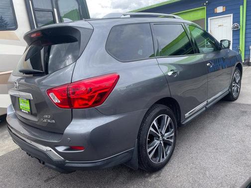 2019 Nissan Pathfinder Platinum