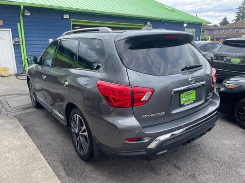 2019 Nissan Pathfinder Platinum