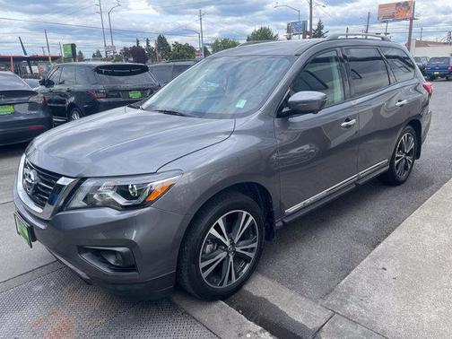 2019 Nissan Pathfinder Platinum